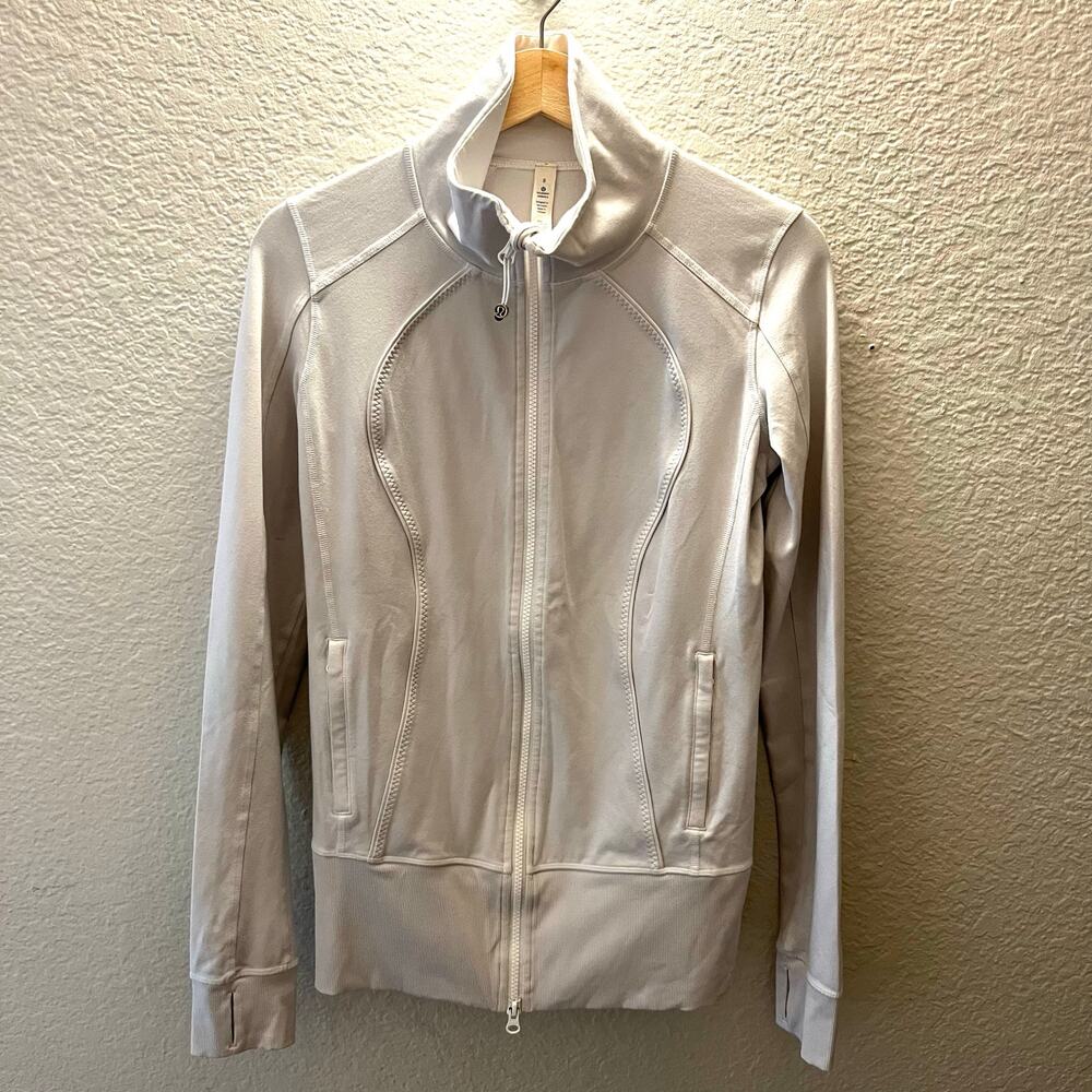 Lululemon Define Jacket Luon Light Gray Size 8 Full Zip Fitted Yoga Athleisure - Picture 2 of 9